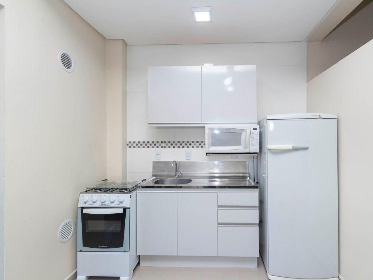 Apartamento Econômico Para 4 Pessoas em Bombinhas Exterior foto